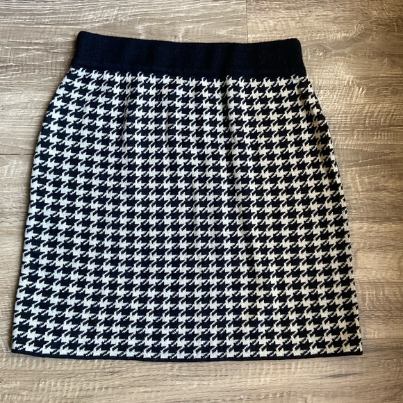 Fenn Wright Mason Pencil Skirt - Picture 1 of 5